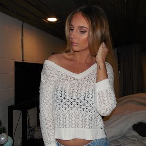 Sweater lace crop top